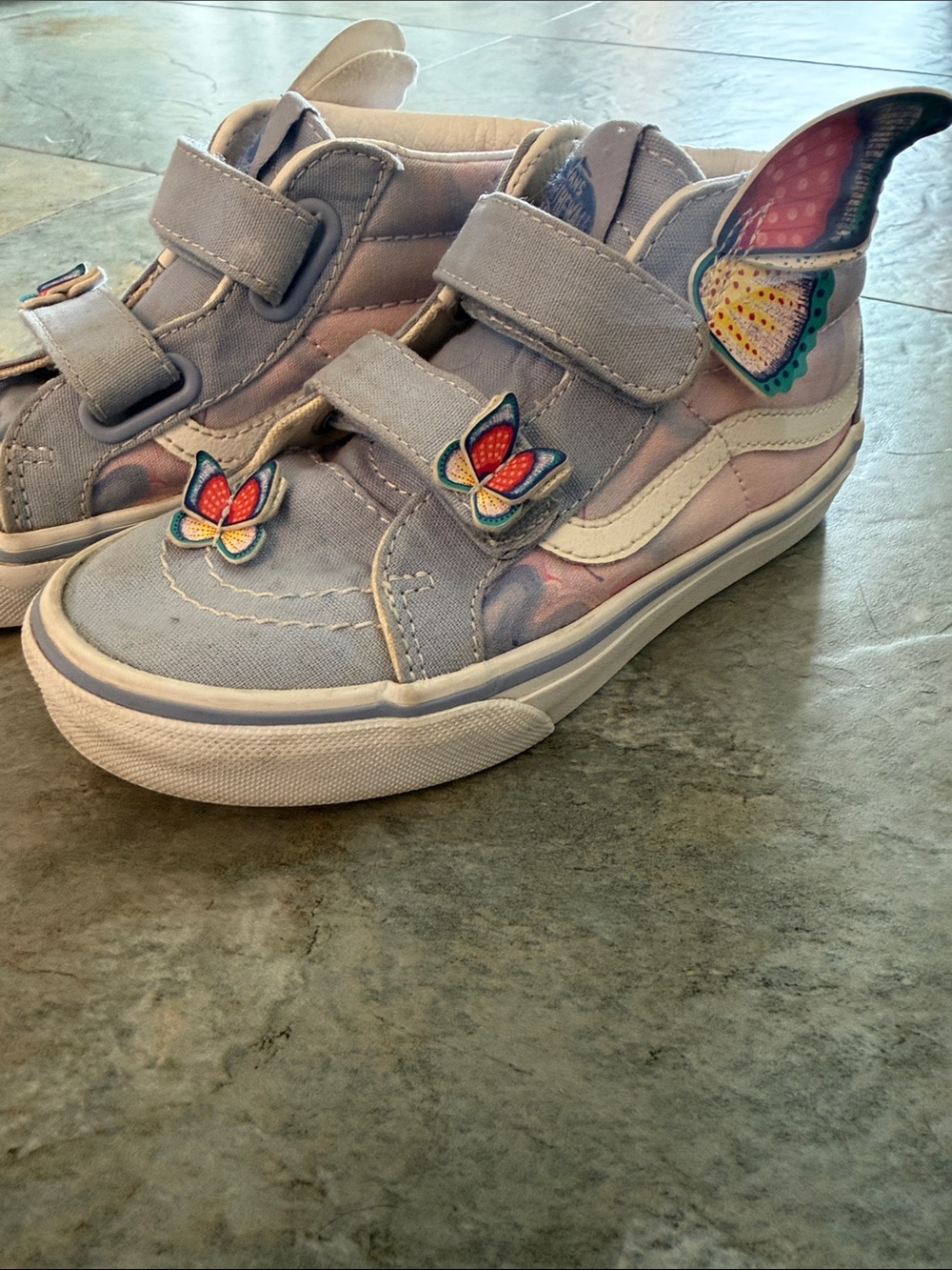 Vans. Kids Butterfly High-Top Sneakers in Light Purple. Rare discontinued style